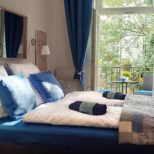 Triple King Size Balcony Apartment Prague